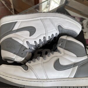 Jordan 1 Mid Stealth Grey Iconic 11W/9.5M